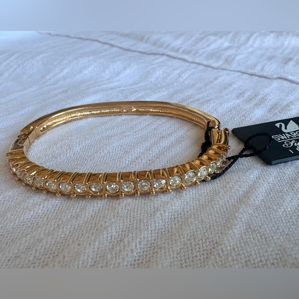 Swarovski Tennis Bracelet ~Gold tone